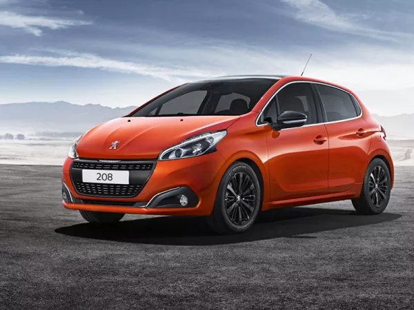 Dịch vụ thay Kính chắn gió xe Peugeot 208 tận nơi